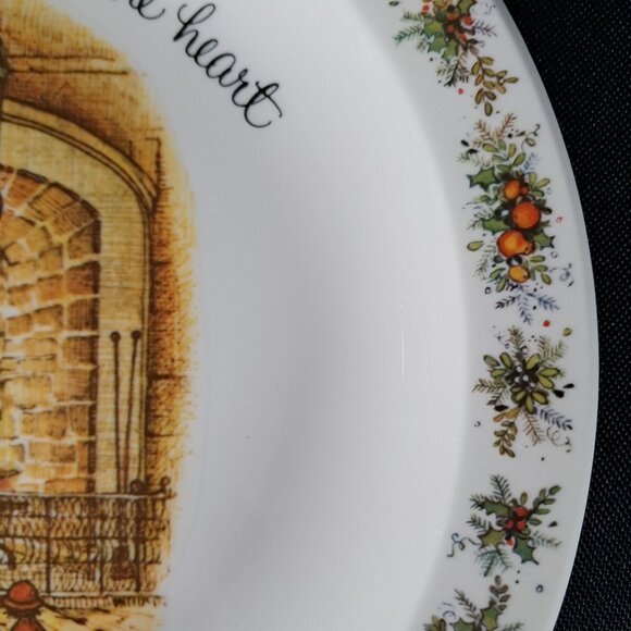 Holly Hobbies Christmas 1972 Commemorative Edition Collector's Plate 10 Inch - Picture 4 of 10